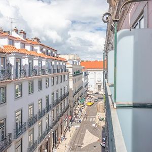 Happy At Chiado